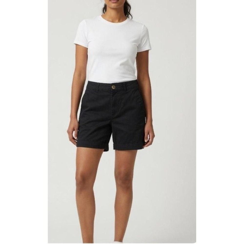 Old Navy Women's Size 10 Chino Shorts High Rise EveryDay 7" Inseam Black Jack